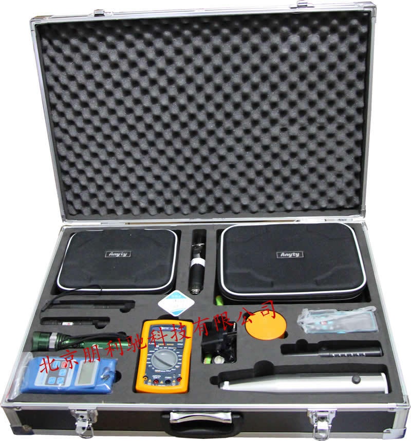 火场勘查仪器箱的图片