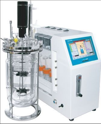 全自动发酵罐的图片