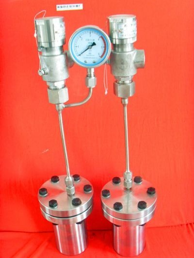 显压反应釜的图片