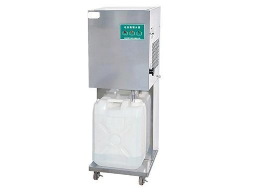 风冷式不锈钢全自动电热蒸馏水机的图片