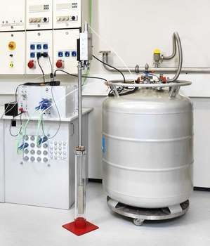 德国低温超导电流比较仪的图片