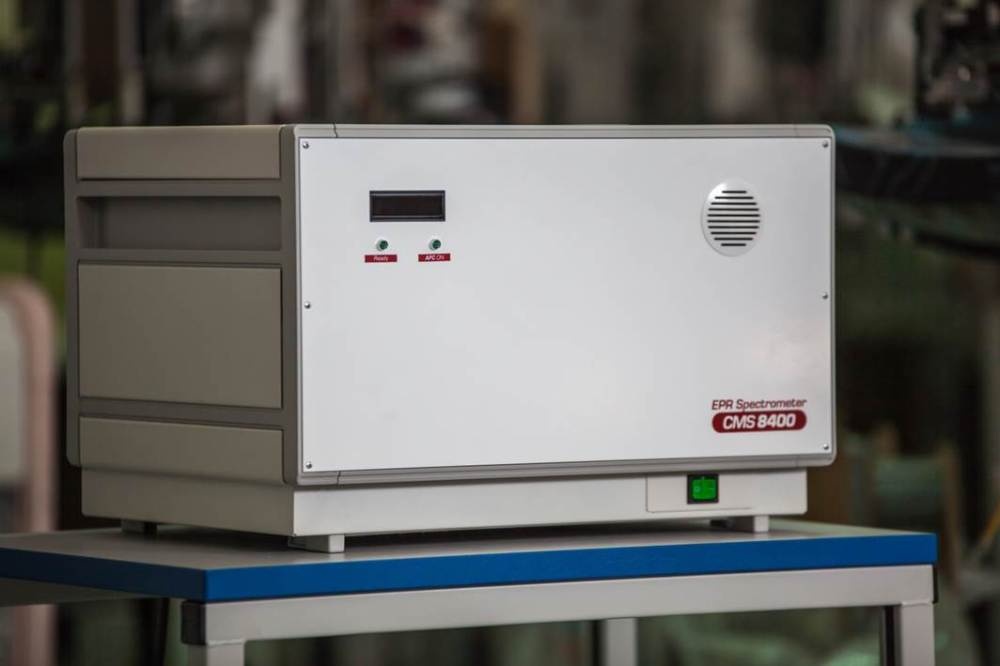 台式电子顺磁共振波谱仪的图片