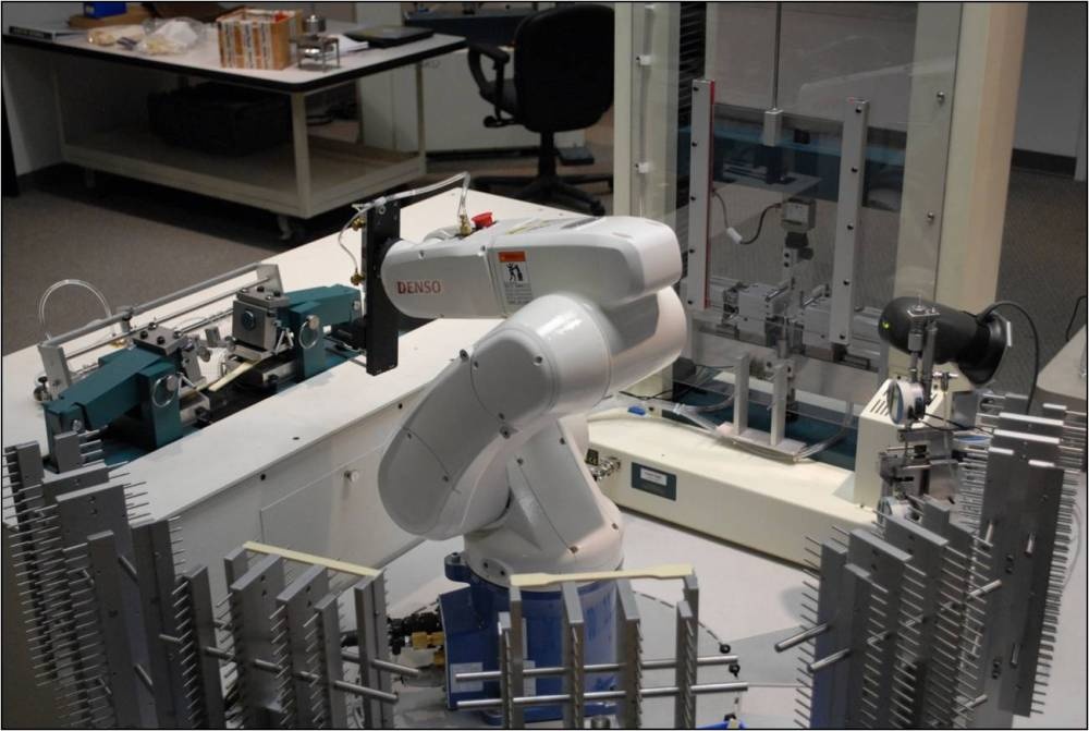 天氏欧森全自动拉伸试验机的图片