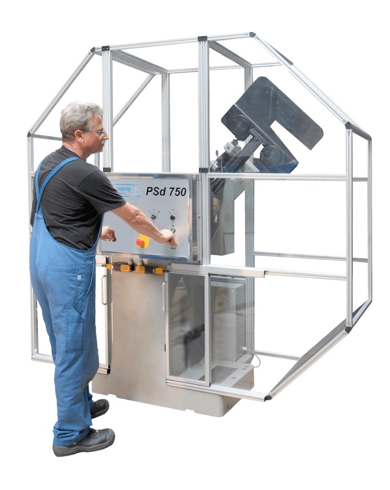 高能量摆锤冲击试验机的图片