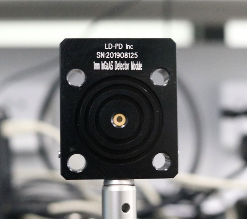 LightCap C3A-I2600LA1系列1mm高速扩展型InGaAS光电的图片