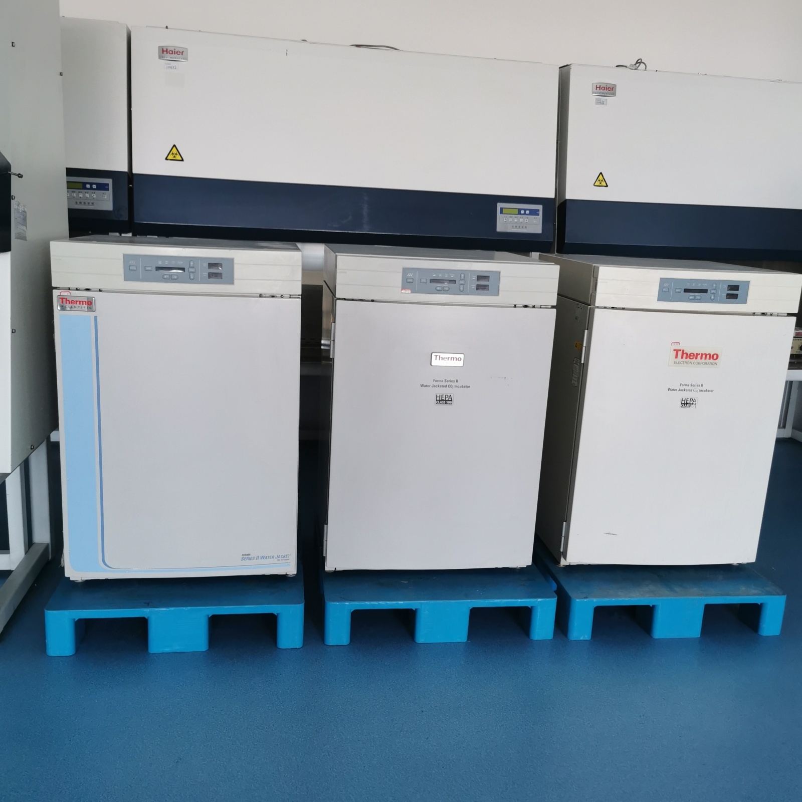 二手Thermo二氧化碳培养箱3111。3111.的图片
