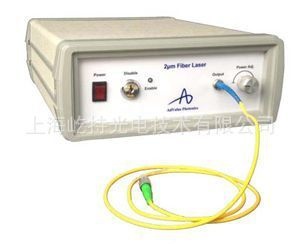 2微米连续光纤激光器2µm 2um CW Fiber Lasers 1950nm的图片