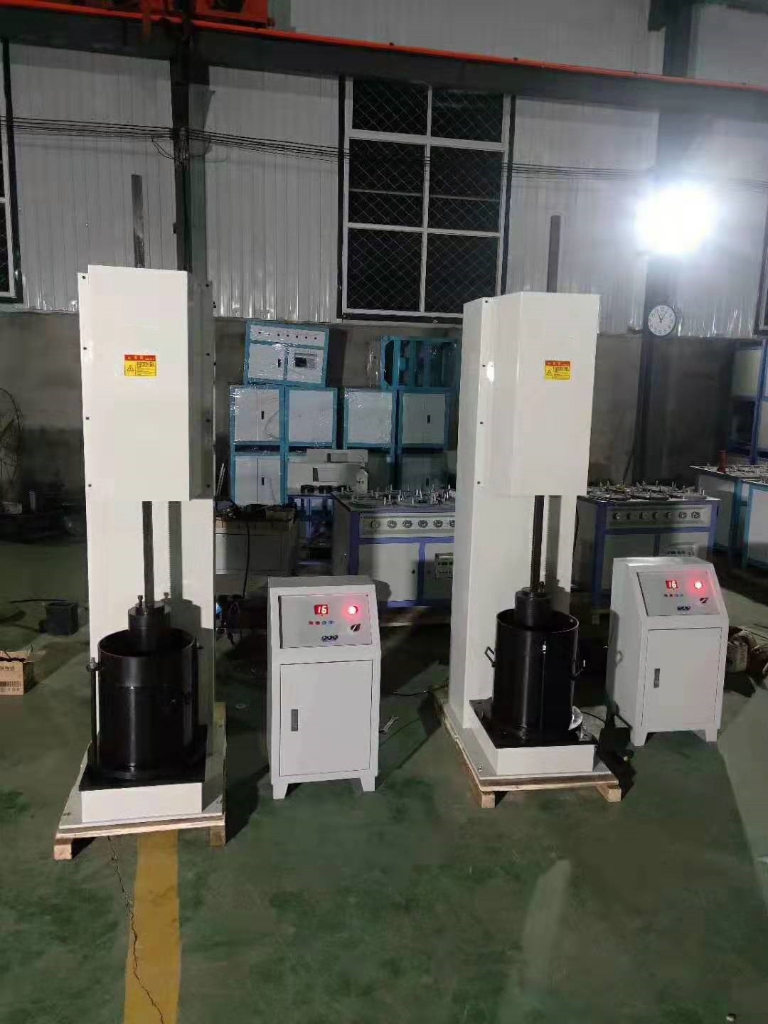 粗粒土大型击实仪的图片