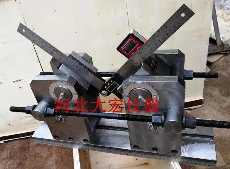 钢筋反向弯曲试验装置的图片