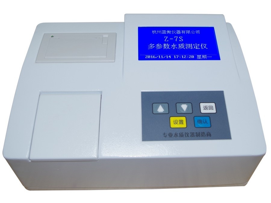 水质重金属测定仪：铬铁镍锌铜氰化物一体仪的图片