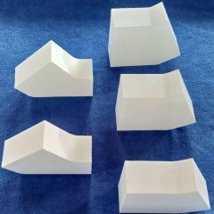 ZTA锆铝复合异形砖的图片