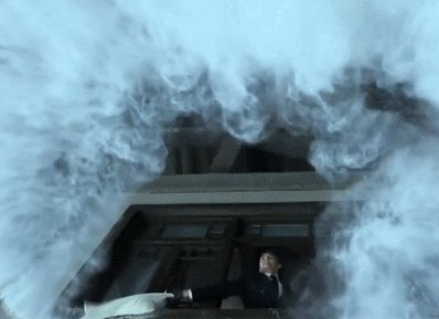 香港高校生日宴会的惨剧：面粉不是想撒就能撒的！