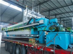 自动拉板可冲洗滤布压滤机的图片