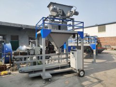 红豆给袋式封口灌装机的图片