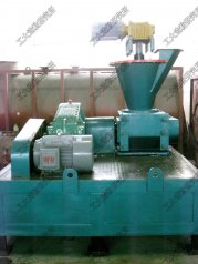 强制喂料对辊式造粒机的图片