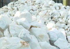 重晶石矿的图片