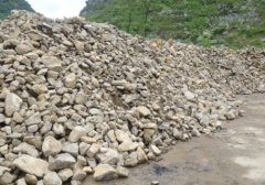 重晶石矿1的图片