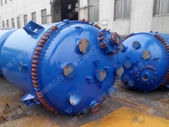 f5000L搪玻璃反应釜的图片