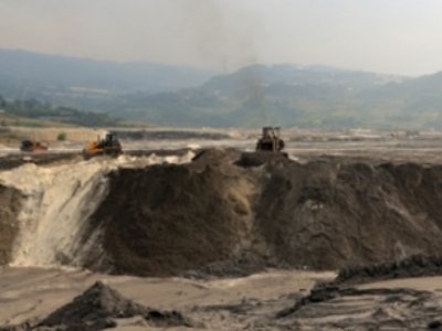 粉煤灰：我不是废物！我能变成你想要的氧化铝！