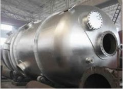 不锈钢储罐的图片