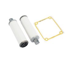 替换滤芯的图片