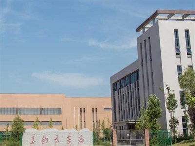华纳药厂：六大核心、高技术壁垒铸造企业护城河