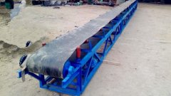 皮带输送机的图片