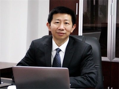 四川大学王云兵：为医护人员打造利器的“钢铁匠人”