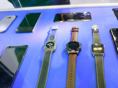 苹果忍不住了，也要尝试陶瓷机身？