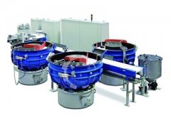 自动选料振动研磨生产线的图片