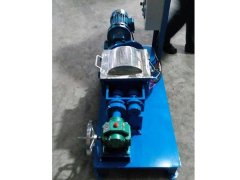 5L普通电加热捏合机的图片