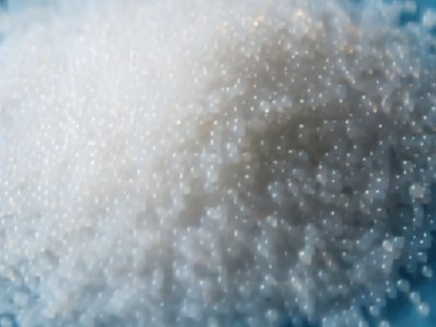 为完善陶瓷基板产业链布局，国瓷材料拟3.98亿元收购赛创电气100%股权