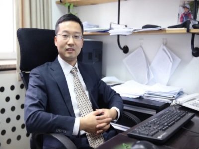 雷晓光教授：借“合成”解决疑难的“猎药人”