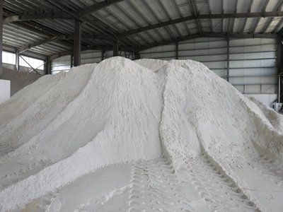 前10个月光伏砂需求增长超50%，12月新增石英砂需求将达7000吨/天