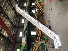 大倾角输送机的图片