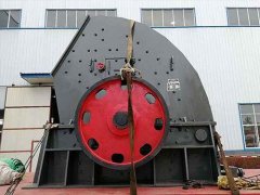 重锤式破碎机的图片