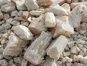中旗新材(001212.SZ)：罗城项目为石英矿至硅晶材料精细化加工全产业链一体化项目