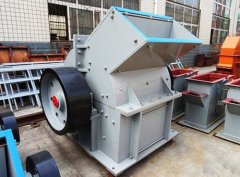 锤式破碎机的图片