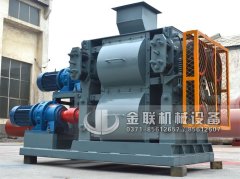 四辊破碎机的图片