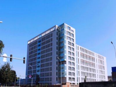 当升科技：已完成固态锂电材料开发及批量出货