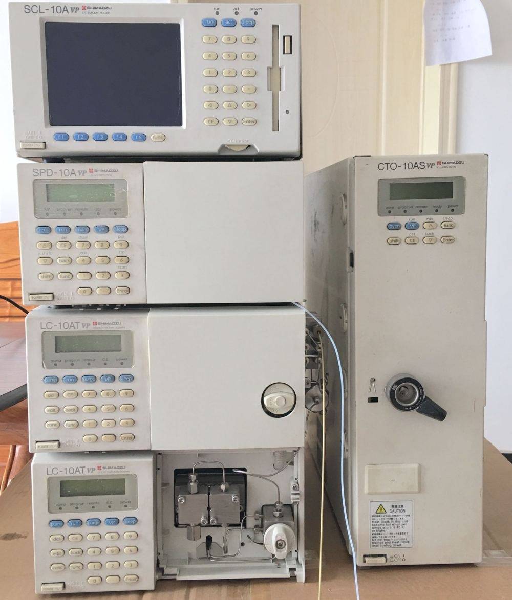岛津10A液相色谱仪整套的图片