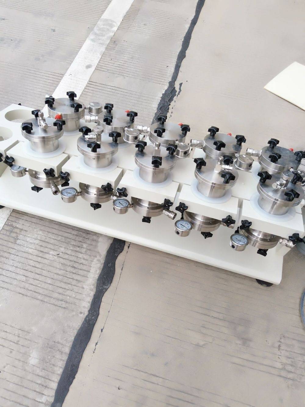 FZ-4 12孔平板翻转式振荡器的图片