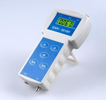 路博GXH-3010H手持式红外线CO2分析仪的图片