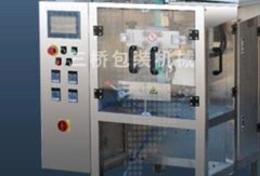 液体包装机的图片