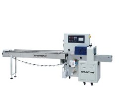 回转下走膜枕式包装机的图片