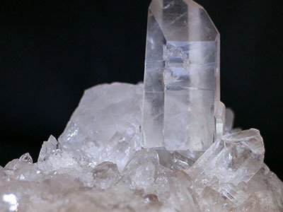 高纯石英作为战略性矿产的意义及必要性分析