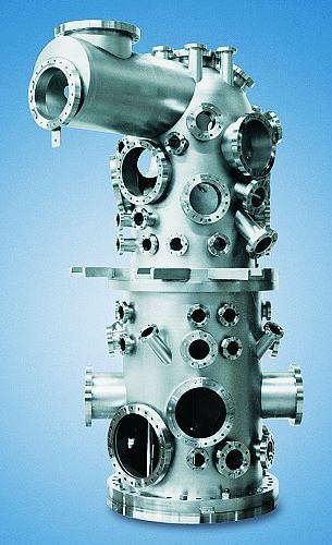 加拿大Johnsen Ultravac超高真空系统的图片