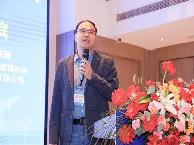 光伏玻璃原料控铁难！如何解决？——访山东创策电气科技有限公司总经理宗学滨