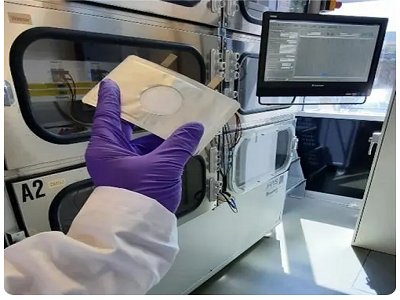 德国奥尔登堡大学研究团队在锂-空气电池方面取得重要进展