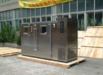 T系列可编程低温试验箱(Q8-900画面对谈式人机界面)的图片